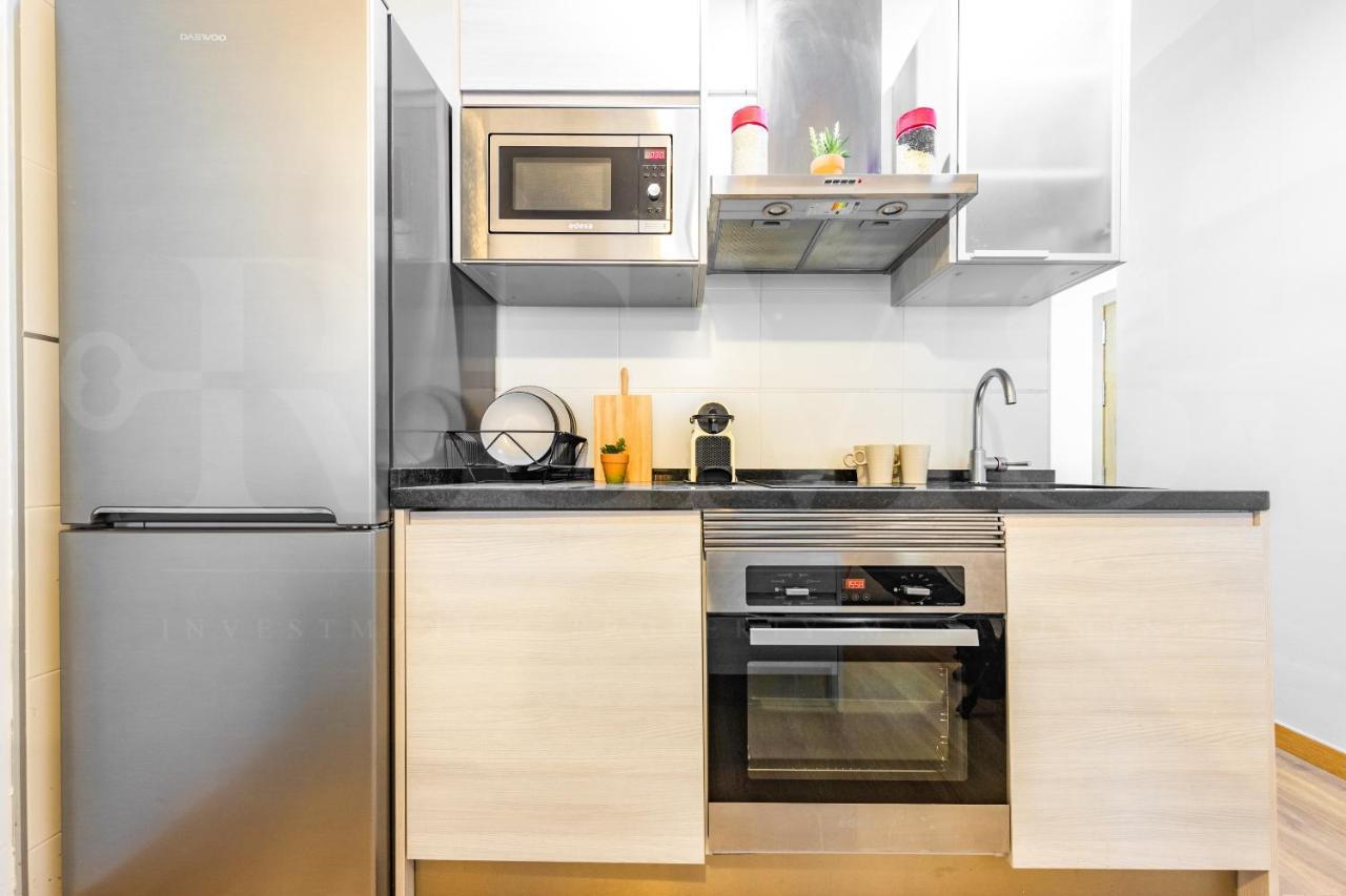 Appartamento Cozy Flat With Common Pool & Parking - Center By Rems Málaga Esterno foto