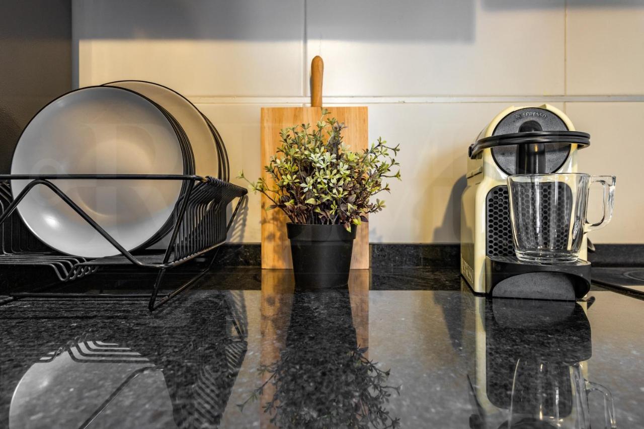 Appartamento Cozy Flat With Common Pool & Parking - Center By Rems Málaga Esterno foto