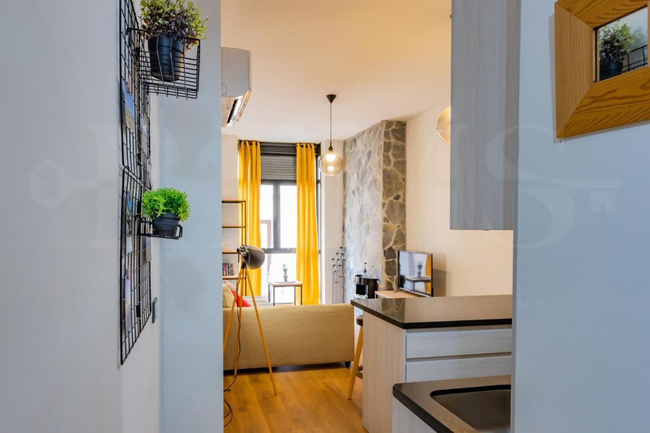 Appartamento Cozy Flat With Common Pool & Parking - Center By Rems Málaga Esterno foto