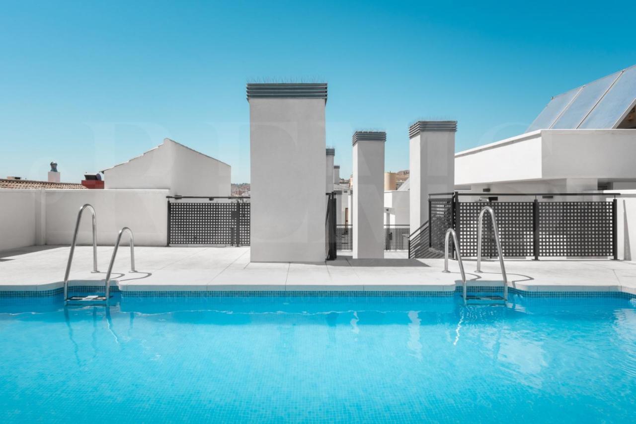 Appartamento Cozy Flat With Common Pool & Parking - Center By Rems Málaga Esterno foto