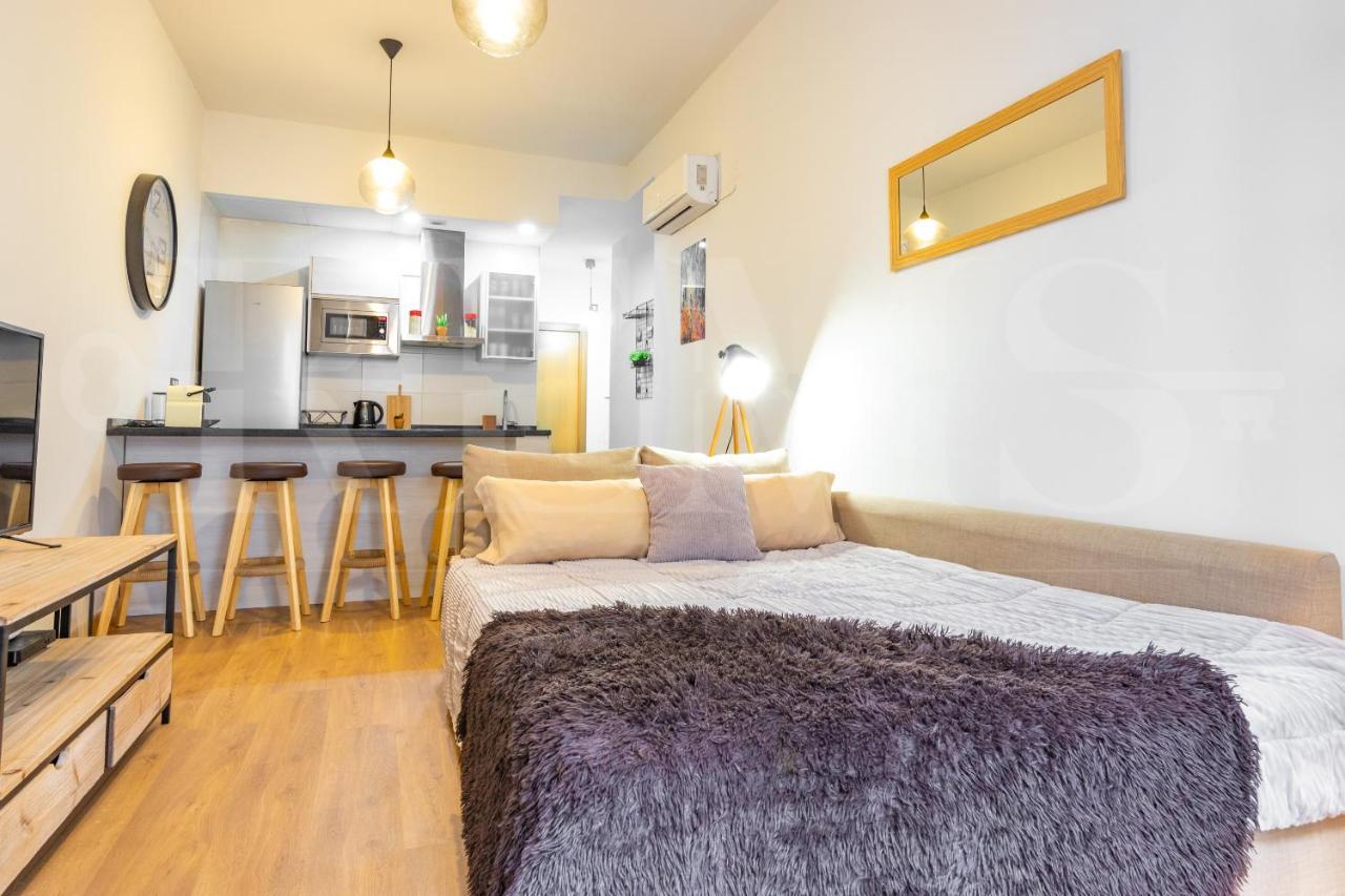 Appartamento Cozy Flat With Common Pool & Parking - Center By Rems Málaga Esterno foto